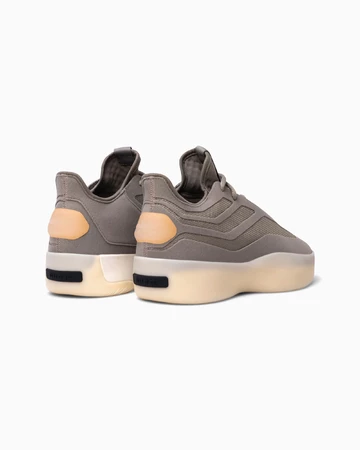 adidas Originals x Fear of God Athletics II Low Paar Fersen