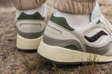 Asphaltgold Saucony Shadow 6000 Light Grey Lookbook Detail Ferse