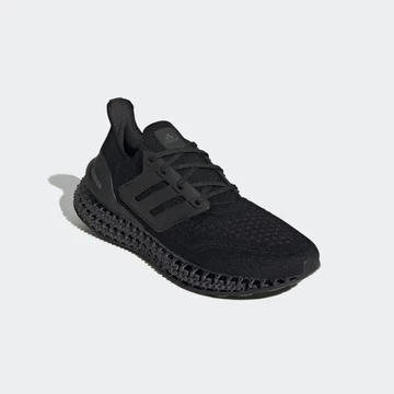 adidas Ultra 4DFWD Core Black seitlich von vorne