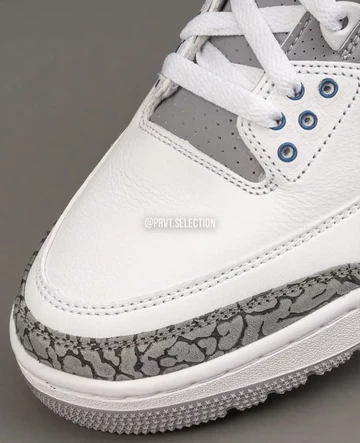 Jordan 3 White Midnight Navy Toe Box