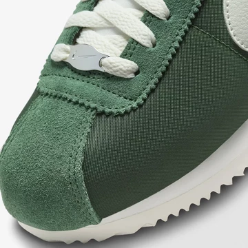 Nike Cortez Fir Detail Toebox