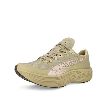 Salehe Bembury x PUMA Velum NITRO Toasted Almond schräg