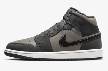 Jordan 1 Mid Night Stadium außen