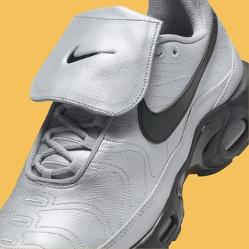 Air Max Plus Wolf Grey Detail Laces