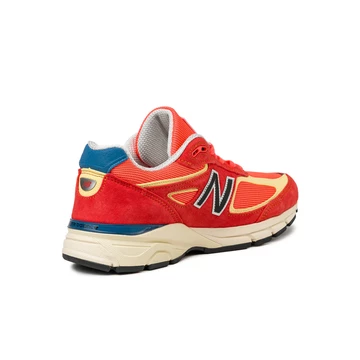 New Balance 990v4 Made in USA Bart Simpson schräg