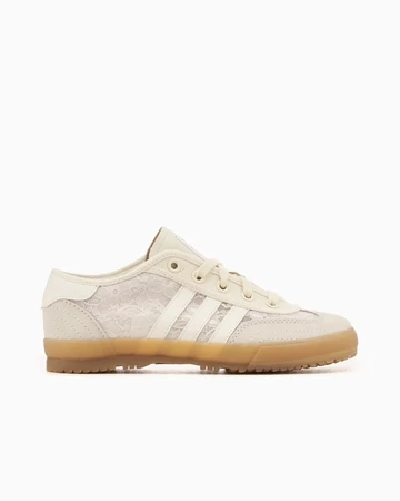 Naked x adidas Crystal White Tischtennis Außenseite