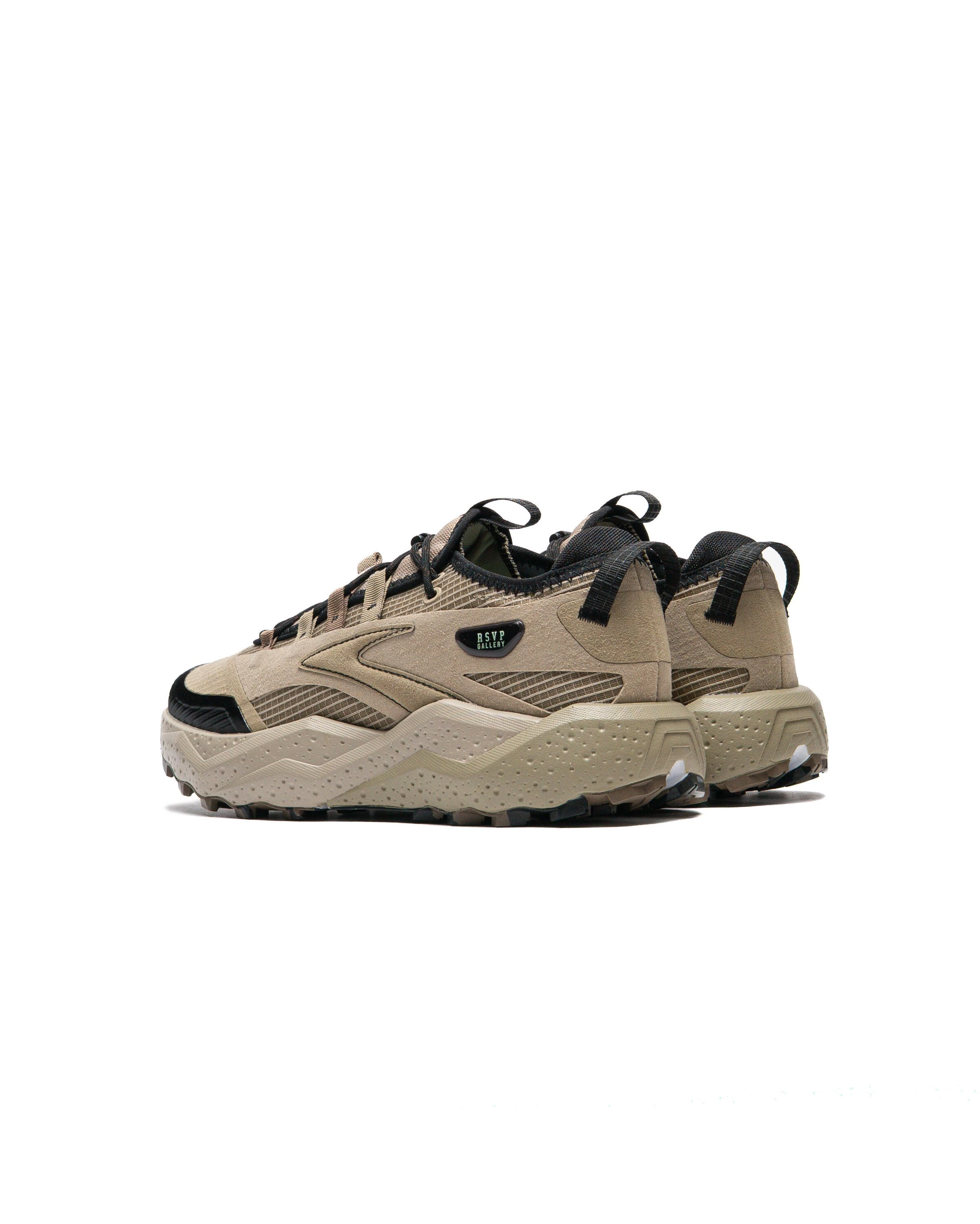 RSVP Gallery x Brooks Caldera 8 Trench 1105191D276 | Dead Stock