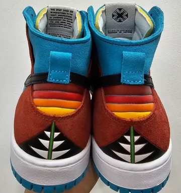 Di'orr Greenwood Nike SB Dunk High von hinten