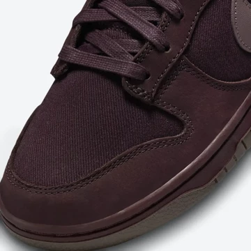 Dunk Low Premium Burgundy Crush Detail Toebox