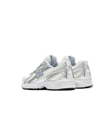 New Balance 740 Linen Silver Metallic schräg