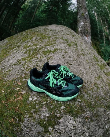 Black Forest Puma Velophasis Into the Nature Lookbook Paar Stone