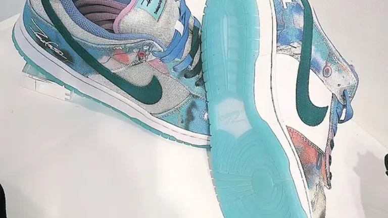 Futura x Nike SB Dunk Low – first pictures