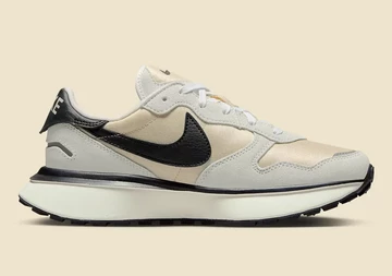 Nike Phoenix Waffle White Black Innensiete