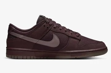 Dunk Low Premium Burgundy Crush Außenseite