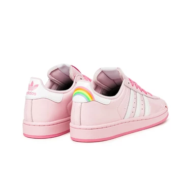 Care Bears x adidas Superstar II Cheer Bear schräg