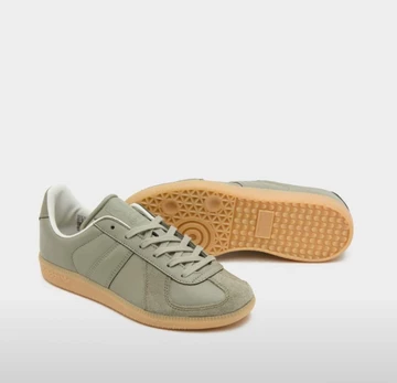 size? adidas BW Army Pack Olive