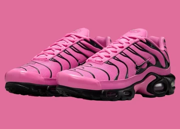 Air Max Plus Pink schräg frontal