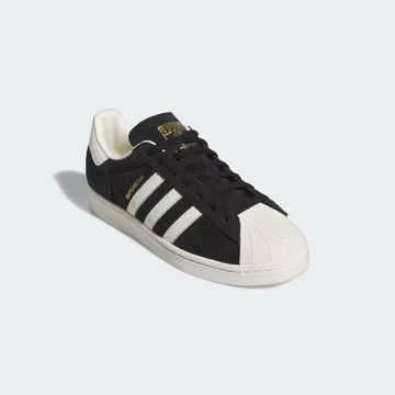 Foot Locker x adidas 50th Anniversary Pack Superstar schräg seitlich