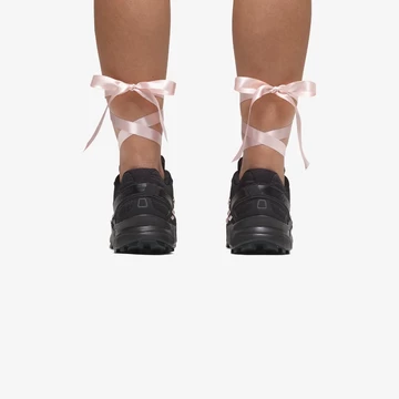 Sandy Liang x Salomon Advanced Speedcross Ribbon von hinten