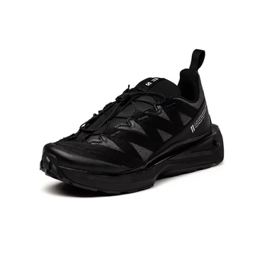 Boris Bidjan Saberi Salomon 11s Footwear Black XT schräg