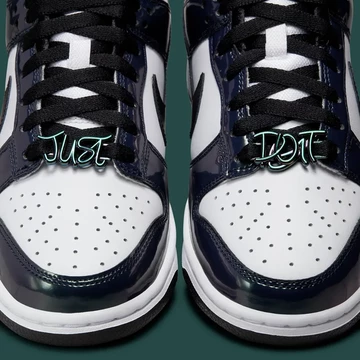 Dunk Low SE Just Do It Iridescent von oben