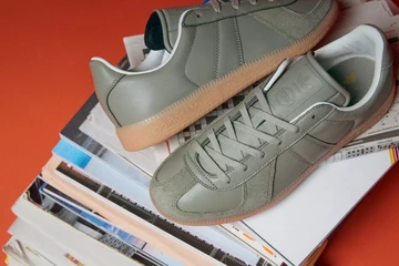 size? adidas BW Army Pack