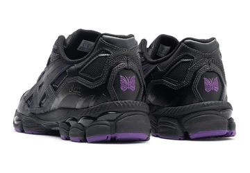 Der Needles ASICS GEL-NYC Black von hinten