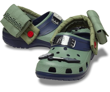 Naruto Crocs Classic Clog Kakashi Paar Motion von Vorne