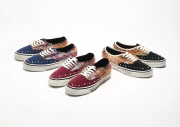 Vans Premium Authentic 44 Ibiza Pack schräg