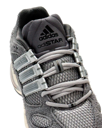 adidas Adistar Molded Grey Three Detailbild