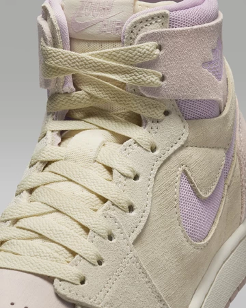 Details des Jordan 1 Zoom CMFT 2 Muslin