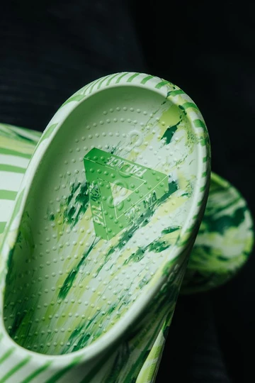 Palace x Crocs Mellow Clog Celery Details
