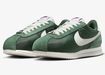 Nike Cortez Fir Paar