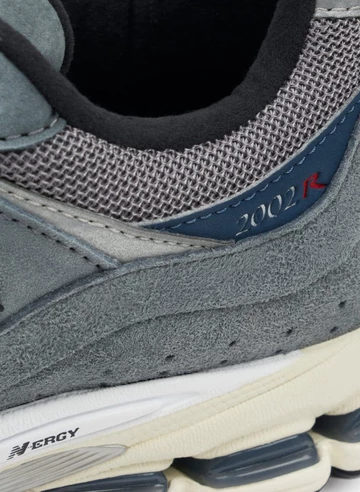 JJJJound New Balance 2002R Storm Blue außenseite closeup