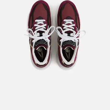 New Balance 990v6 Burgundy Tan von Oben