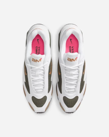 Veneda Carter x Nike Air Max Muse White Hyper Pink Paar von oben