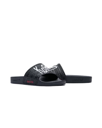 KORN x adidas Adilette 30th Anniversary schräg frontal