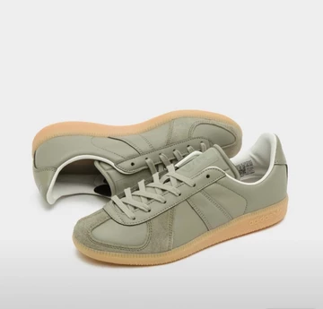 size? adidas BW Army Pack Olive