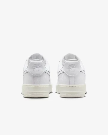 Air Force 1 Low Multi Swoosh Sail von hinten