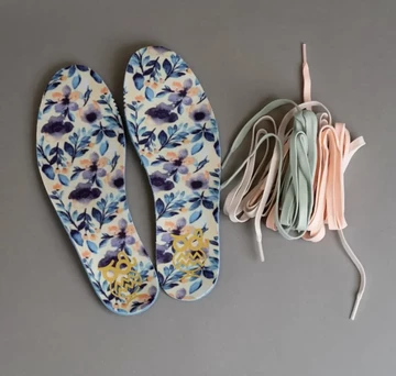 Chris Paul Jordan 1 Low OG Light Cream Sail Einlegsohle plus Schnürsenkel