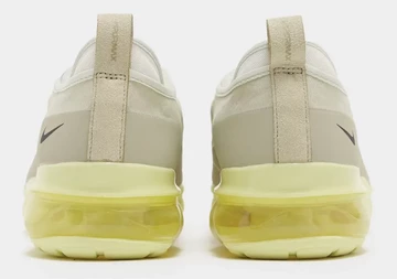 Nike Air Vapor Max Moc Roam von Hinten