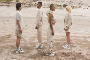 Asphaltgold Saucony Shadow 6000 Light Grey Lookbook Model 2