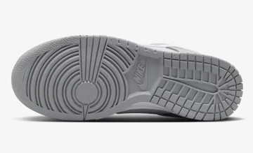 Dunk Low LX Light Smoke Grey Sohle