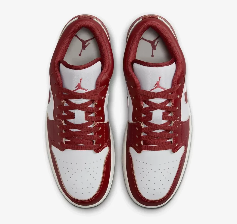Jordan Low White Dune Red Dead Stock