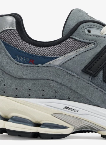 JJJJound New Balance 2002R Storm Blue closeup von der Seite