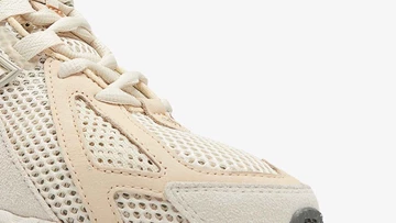 Auralee New Balance 1906R Mojave Desert - Toebox