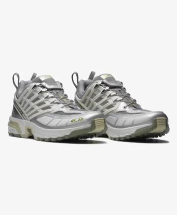 MM6 Maison Margiela x Salomon ACS Pro Pack schräg frontal