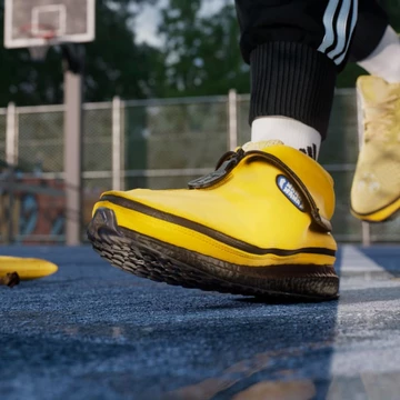 Fortnite x adidas UltraBOOST Pack Powder Yellow Overboot Lookbook von der Seite