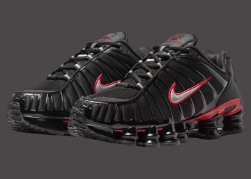 Nike Shox TL Black University Red schräg frontal