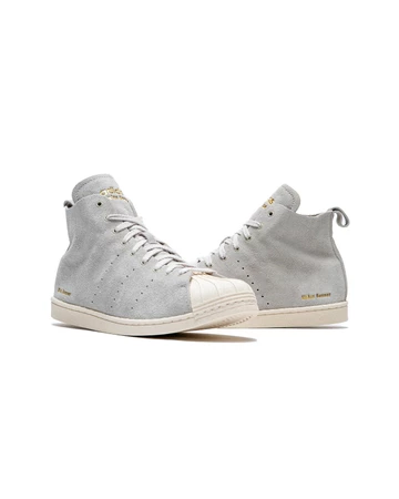 Wales Bonner x adidas Superstar Hi Pack schräg